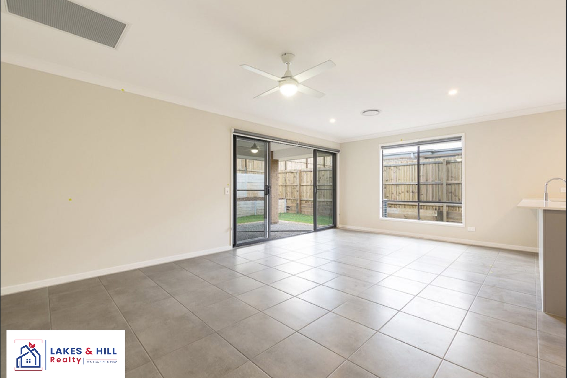 17 Riverlily Crescent, Bellbird Park, QLD, 4300 — photo 4