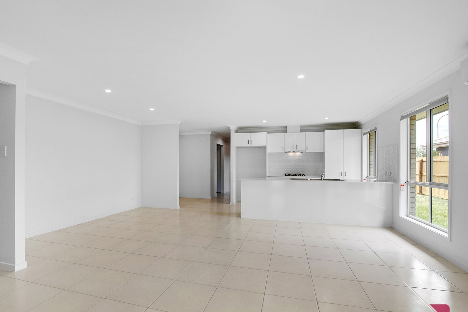 4 Paralote Place, Redbank Plains, QLD, 4301 — photo 4