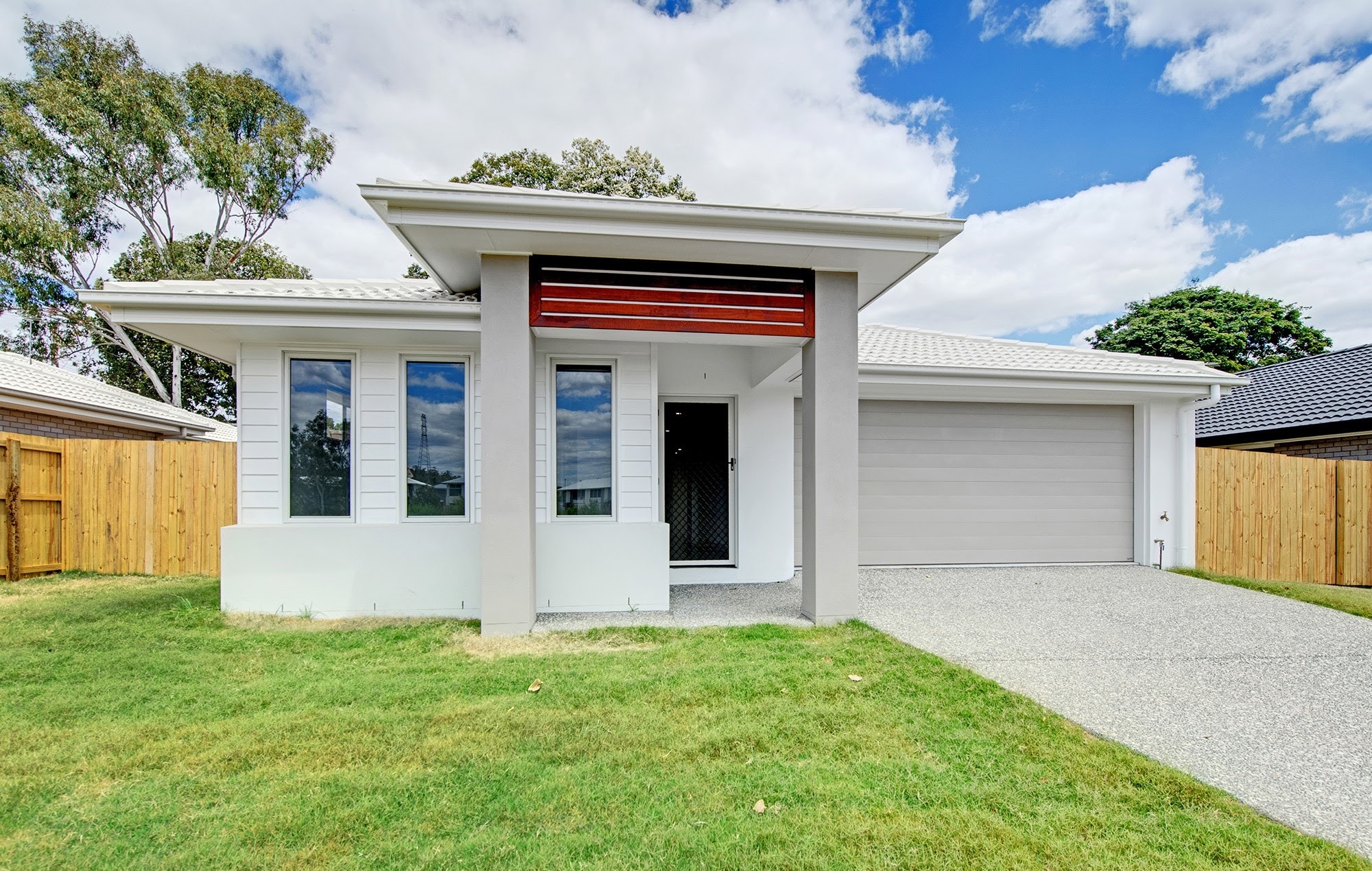 4 Paralote Place, Redbank Plains, QLD, 4301 — photo 2