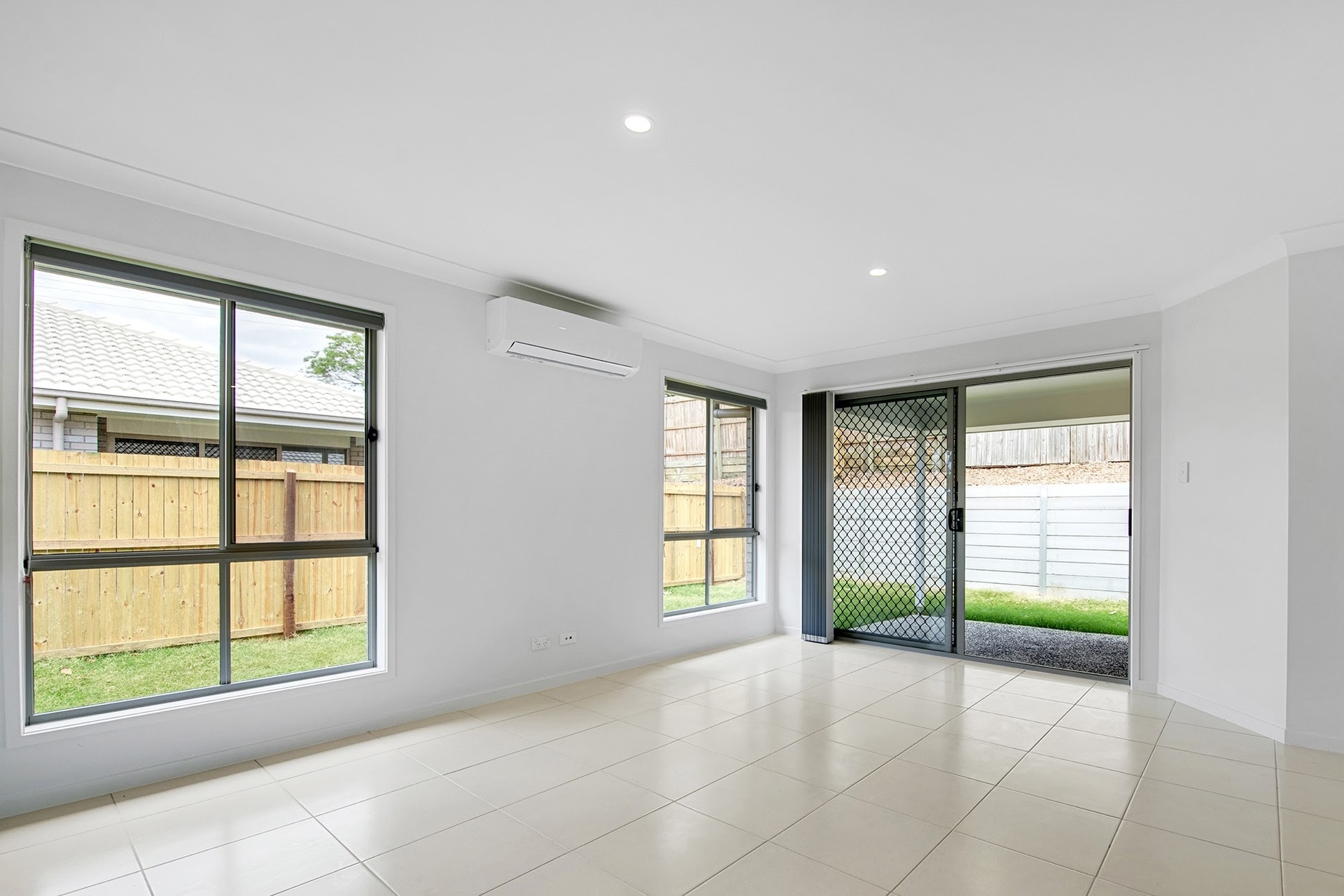 4 Paralote Place, Redbank Plains, QLD, 4301 — photo 7